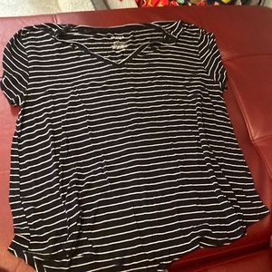 Arizona black and white striped tee